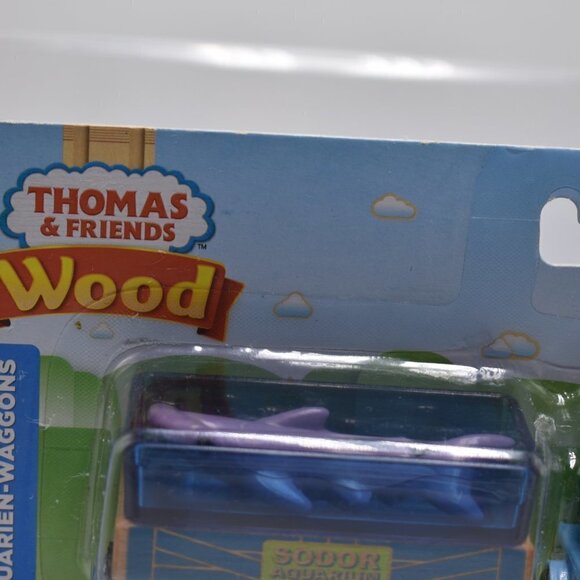 Thomas & Friends Real Wood Aquarium Cars Sting Ray Tanker Hammerhead Shark Car - Picture 2 of 12